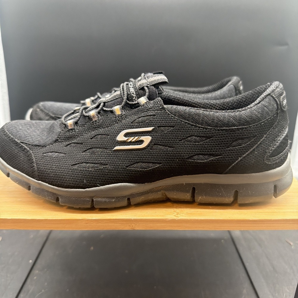 Skechers Womens Shoes Size 6.5 Black Slip On Sneakers Gratis Going Places 22604